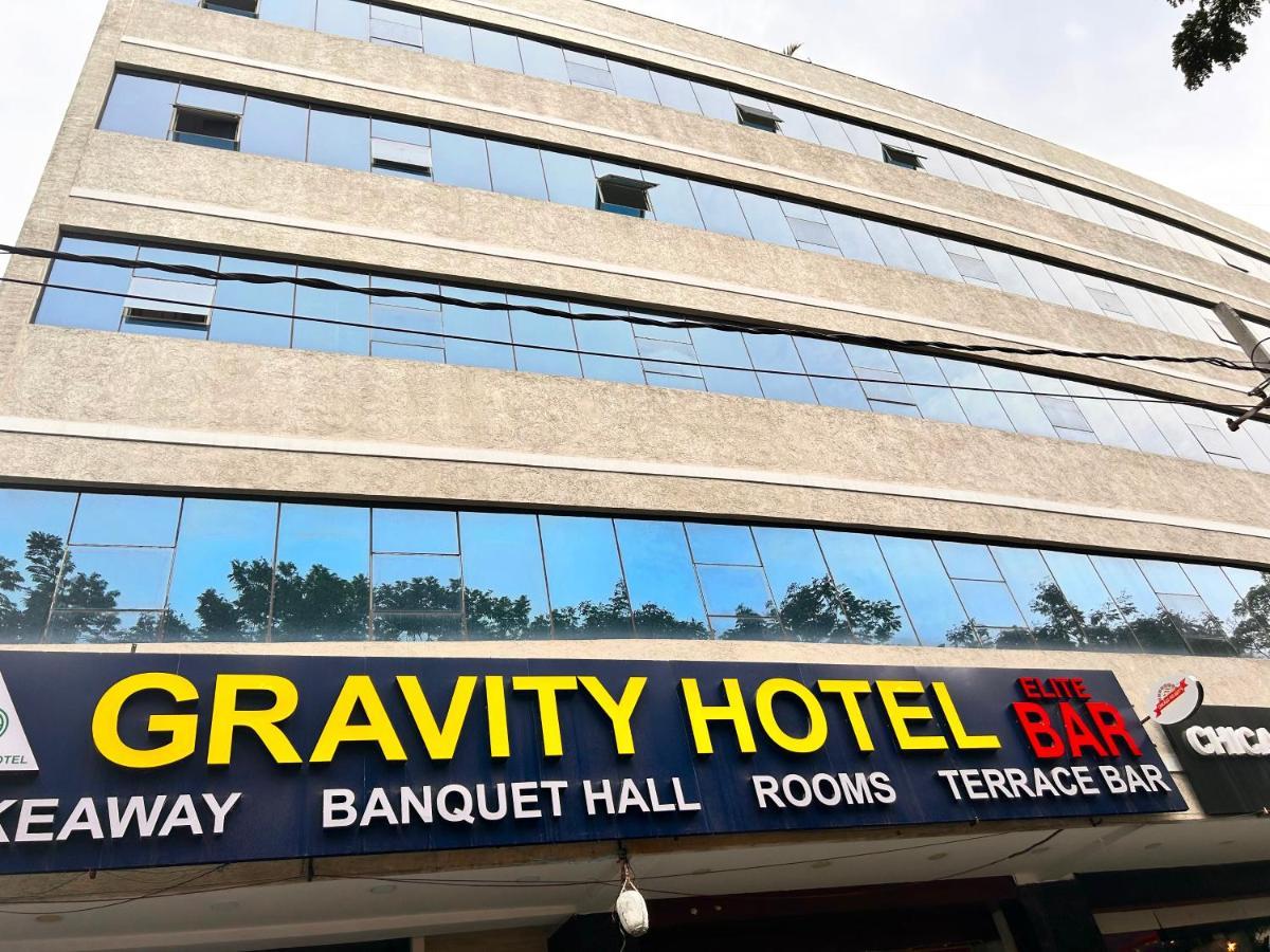 Collection O Gravity Hotel Hyderabad Esterno foto
